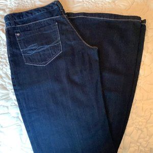 BNWT - Chip & Pepper San Fran Flare ex wide jeans.